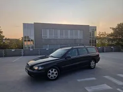 Blau Gebraucht 2001 Volvo V70 Comfort Kombi | 900 € (Superpreis)