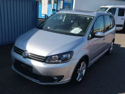 Reflexsilber metallic Gebraucht 2015 VW Touran Cup Van / Kleinbus | 10.800 € (Superpreis)