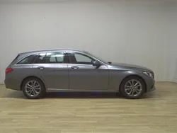 Grau Gebraucht 2016 Mercedes C180 Avantgarde Kombi | 12.690 € (Guter Preis)