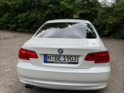 Weiß Gebraucht 2012 BMW 325 Coupé | 11.900 € (Fairer Preis)