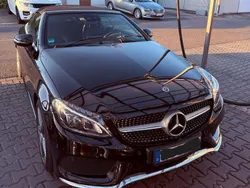 Schwarz Gebraucht 2017 Mercedes C200 AMG line Cabrio | 25.999 € (Fairer Preis)
