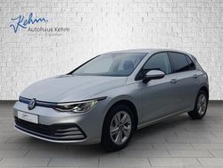 Silber Gebraucht 2024 VW Golf VIII Life Limousine | 25.490 € (Fairer Preis)