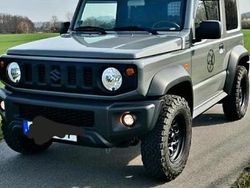 Grau Gebraucht 2022 Suzuki Jimny SUV | 29.800 € (Fairer Preis)