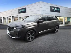 Grau Gebraucht 2023 Peugeot 5008 GT Van / Kleinbus | 32.790 € (Etwas zu teuer)