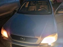 Silber Gebraucht 2000 Opel Astra Kombi | 1.500 € (Guter Preis)