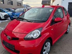 Rot Gebraucht 2011 Toyota Aygo Cool Kleinwagen | 1.990 € (Guter Preis)