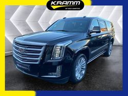 Schwarz Gebraucht 2017 Cadillac Escalade SUV | 47.950 € (Teuer)