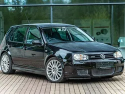 Schwarz Gebraucht 2003 VW Golf IV R Limousine | 10.500 €