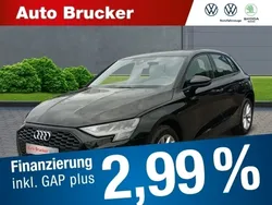 Ibisweiß Gebraucht 2023 Audi A3 Sportback Basis Limousine | 26.920 € (Guter Preis)