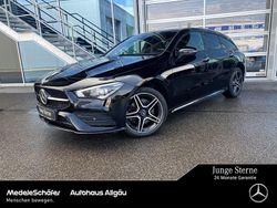 Schwarz Gebraucht 2022 Mercedes CLA250e Shooting Brake AMG Kombi | 27.840 € (Fairer Preis)