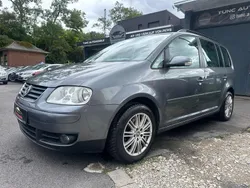 Grau Gebraucht 2005 VW Touran Trendline Van / Kleinbus | 4.999 €