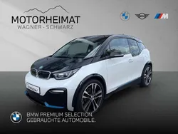 Capparisweiß mit akzent bmw i Gebraucht 2022 BMW i3 Kleinwagen | 22.190 € (Fairer Preis)