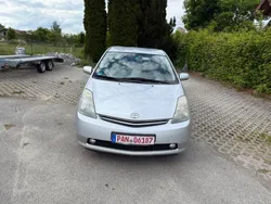 Silber Gebraucht 2006 Toyota Prius Kleinwagen | 3.900 € (Fairer Preis)