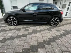 Schwarz Gebraucht 2023 Audi A1 Sportback Ambiente Kleinwagen | 21.550 € (Guter Preis)