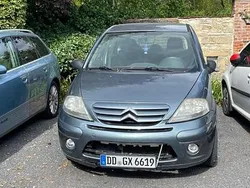 Grau Gebraucht 2006 Citroën C3 Kleinwagen | 450 € (Fairer Preis)