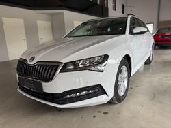 Weiß Gebraucht 2022 Skoda Superb Ambition Kombi | 16.990 € (Guter Preis)