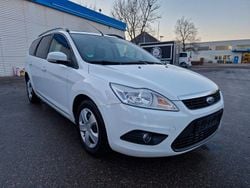 Weiß Gebraucht 2010 Ford Focus Kombi | 1.150 € (Guter Preis)