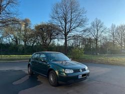 Grün Gebraucht 1998 VW Golf III Kleinwagen | 1.400 € (Fairer Preis)