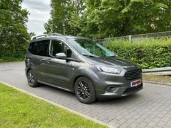 Grau Gebraucht 2021 Ford Tourneo Courier Sport Van / Kleinbus | 15.000 € (Superpreis)