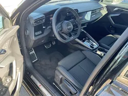 Mythosschwarz metallic Neu 2025 Audi S3 Ambiente Limousine | 50.084 € (Etwas zu teuer)