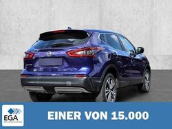 Metallic Gebraucht 2018 Nissan Qashqai N-Connecta SUV | 19.080 € (Teuer)
