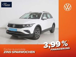 Weiss Gebraucht 2022 VW Tiguan Life SUV | 29.940 € (Fairer Preis)
