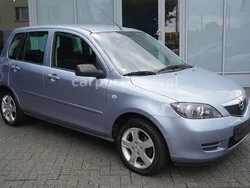 Blau Gebraucht 2006 Mazda 2 Active Limousine | 599 € (Guter Preis)