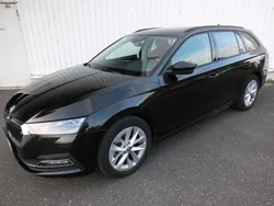 Schwarzmagic perleffekt Gebraucht 2021 Skoda Octavia Style Kombi | 19.798 € (Guter Preis)