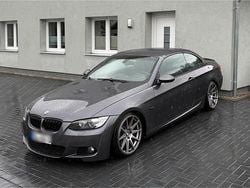 Grau Gebraucht 2008 BMW 330 Cabriolet Cabrio | 9.000 €