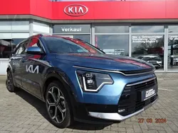 Blau Neu 2024 Kia Niro Spirit SUV | 43.990 € (Teuer)