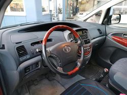 Rot Gebraucht 2006 Toyota Previa Van / Kleinbus | 6.500 €