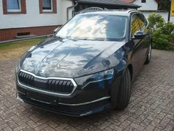 Schwarz Neu 2025 Skoda Octavia Selection Kombi | 33.790 € (Fairer Preis)