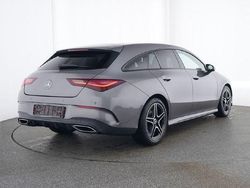 Mountaingrau metallic Gebraucht 2024 Mercedes CLA200 Shooting Brake AMG Kombi | 35.550 €