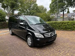 Schwarz Gebraucht 2011 Mercedes Viano Edition Van / Kleinbus | 12.200 € (Fairer Preis)