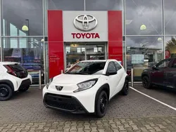 Super white 2 Neu 2025 Toyota Aygo Play Kleinwagen | 16.450 €