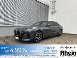 Grau Gebraucht 2024 BMW i7 M Sport Limousine | 106.590 €