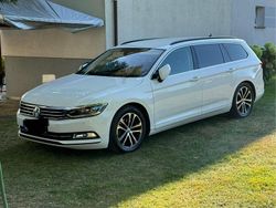 Weiß Gebraucht 2018 VW Passat Comfortline Kombi | 14.500 € (Etwas zu teuer)