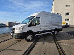 Weiß Gebraucht 2012 Ford Transit Trend Van / Kleinbus | 15.999 €