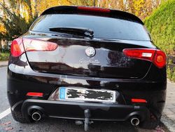 Braun Gebraucht 2015 Alfa Romeo Giulietta Turismo Limousine | 8.900 € (Guter Preis)