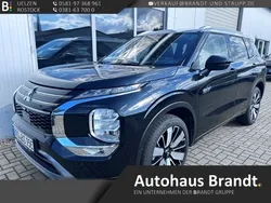 Schwarz Gebraucht 2025 Mitsubishi Outlander P-HEV Top SUV | 56.990 € (Fairer Preis)