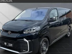 Schwarz Neu 2025 Toyota Proace Verso Comfort Kombi | 44.890 € (Etwas zu teuer)