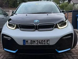 Weiß Gebraucht 2022 BMW i3 Kleinwagen | 20.500 € (Guter Preis)