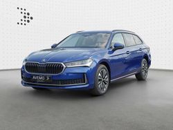 Atlantikblau metallic Neu 2025 Skoda Superb Selection Kombi | 50.890 € (Fairer Preis)