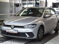 Silber Gebraucht 2024 VW Polo Life Kleinwagen | 19.930 € (Guter Preis)