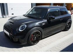 Midnight black Gebraucht 2023 Mini John Cooper Works Kleinwagen | 43.950 €