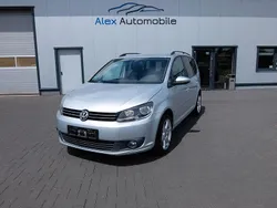 Silber Gebraucht 2013 VW Touran Comfortline Van / Kleinbus | 7.980 € (Fairer Preis)