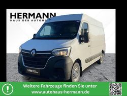 Mineralweiß (weiß) Gebraucht 2020 Renault Master Van / Kleinbus | 19.842 € (Etwas zu teuer)