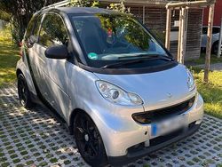 Grau Gebraucht 2009 Smart ForTwo Coupé Kleinwagen | 3.199 € (Fairer Preis)