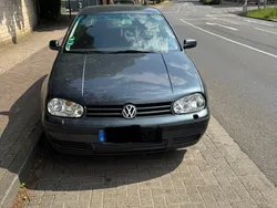 Grau Gebraucht 2001 VW Golf IV Trendline Limousine | 1.500 € (Superpreis)