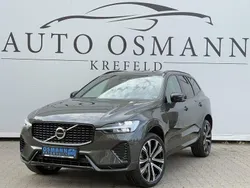 Pine grey / metallic Gebraucht 2021 Volvo XC60 R-Design SUV | 39.950 € (Guter Preis)